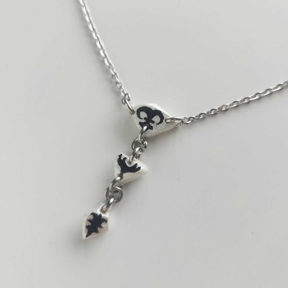 Gothic medieval dainty rosary necklace with a small silver chain - Picture 7 of 8